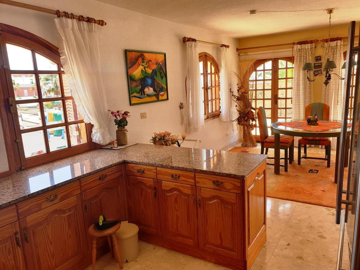 Willa Sunny House With Private Pool And Sea View Costa Adeje  Zewnętrze zdjęcie