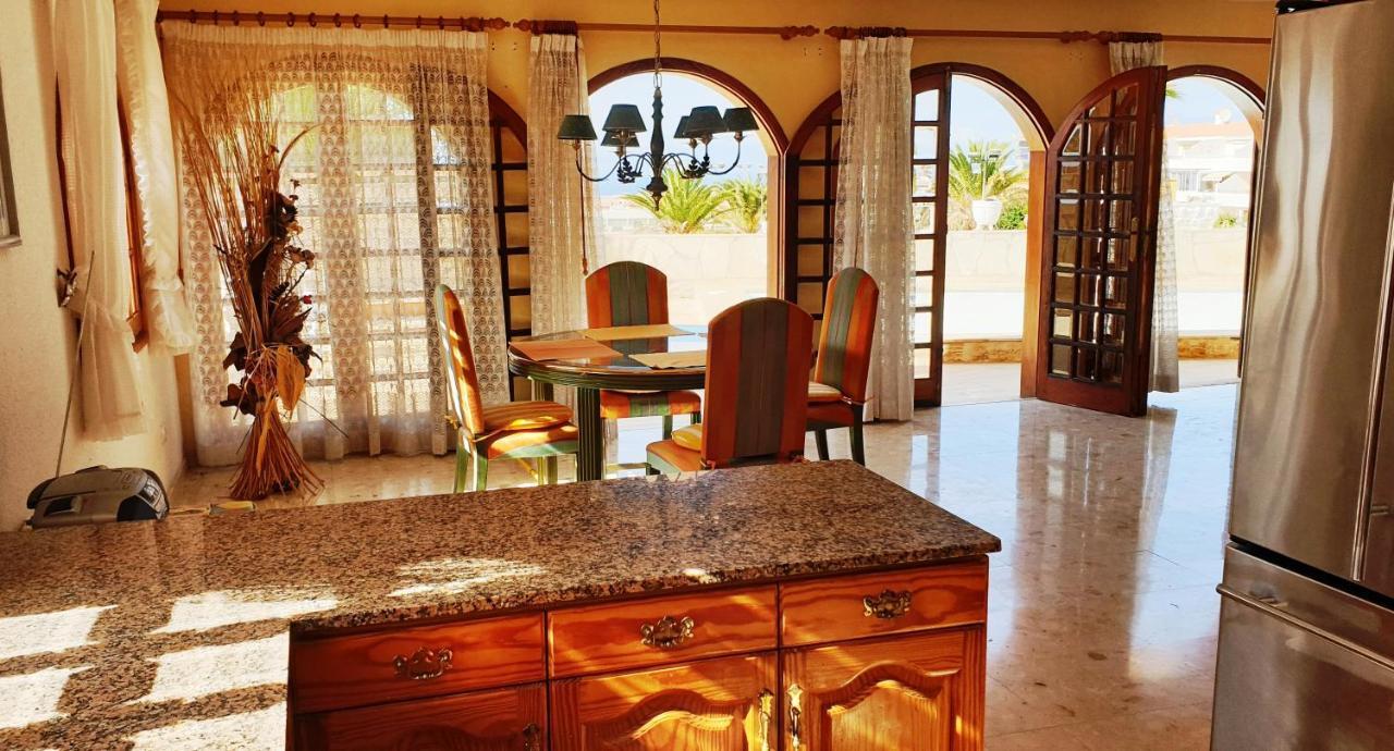 Willa Sunny House With Private Pool And Sea View Costa Adeje  Zewnętrze zdjęcie
